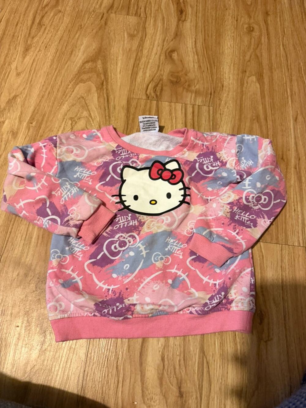 Hello kitty sweater